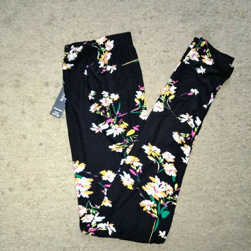 🆕NWT Plus Leggings